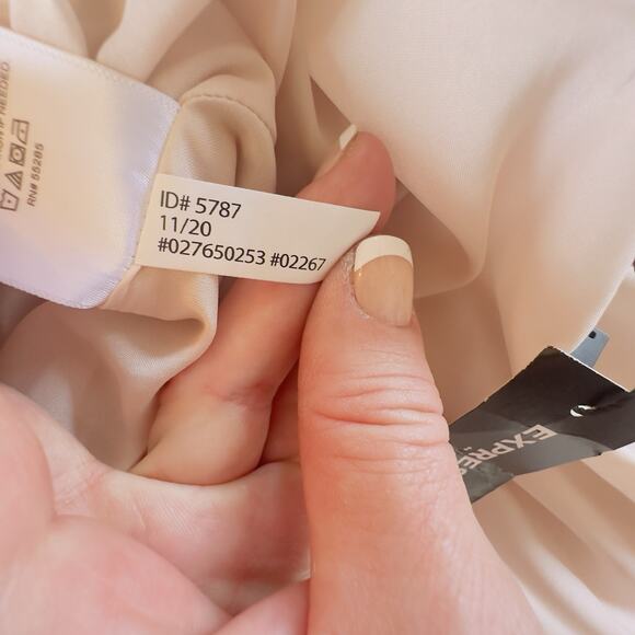 NWT Express High Rise Waisted Satin Maxi Slip Skirt Women Size XL Elastic Waist - Picture 11 of 12